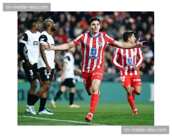 阿尔瓦雷斯梅开二度建功 成马竞进攻核心人物