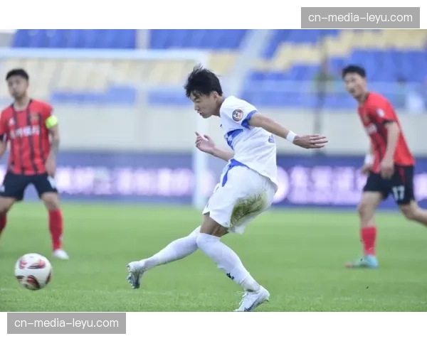 郭士强动态防守链战术部署 根据对手三分命中率切换紧逼策略