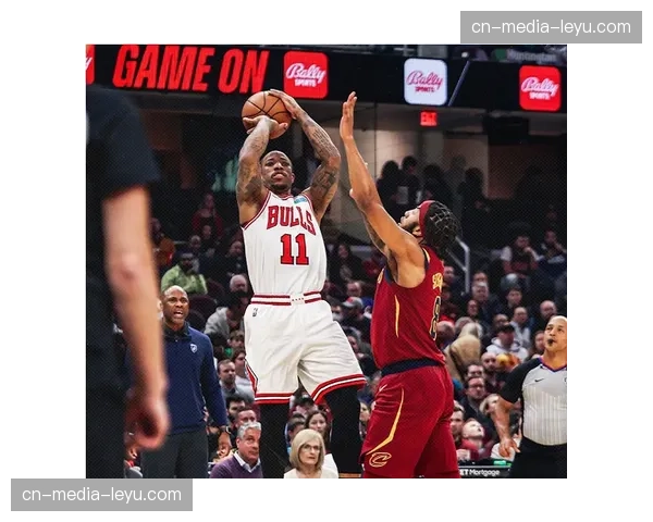 公牛德罗赞拉文效率下滑 进攻体系僵化致胜率不足四成